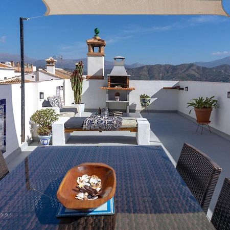Вилла Rooftop Terrace & Panoramic Mountain View'S Кутар Экстерьер фото